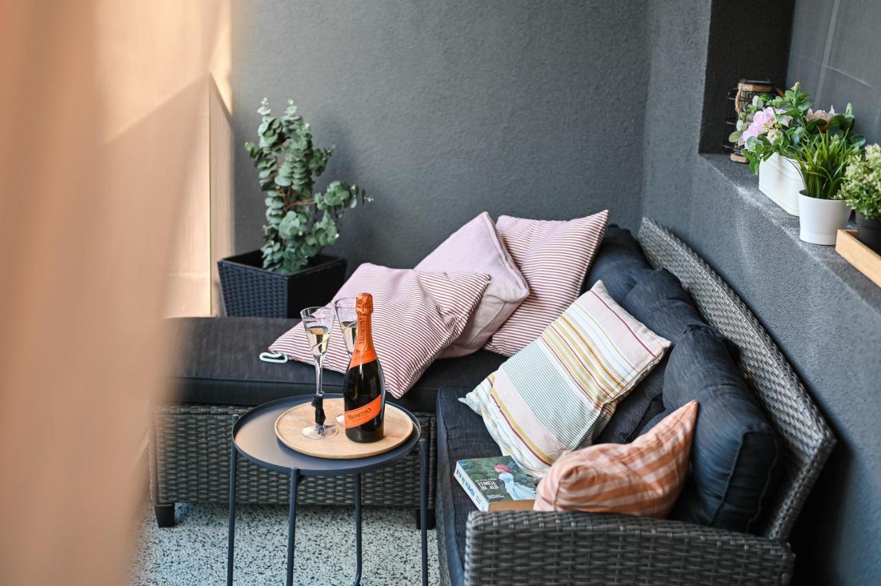 Apartament De Poveste Pe Plaja In Resort De Lux Нэводари Экстерьер фото