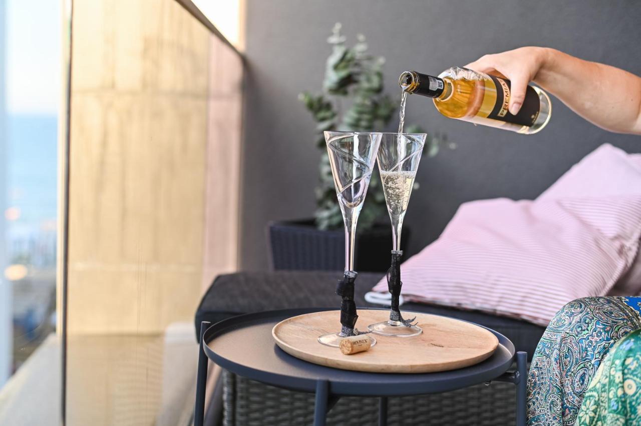 Apartament De Poveste Pe Plaja In Resort De Lux Нэводари Экстерьер фото